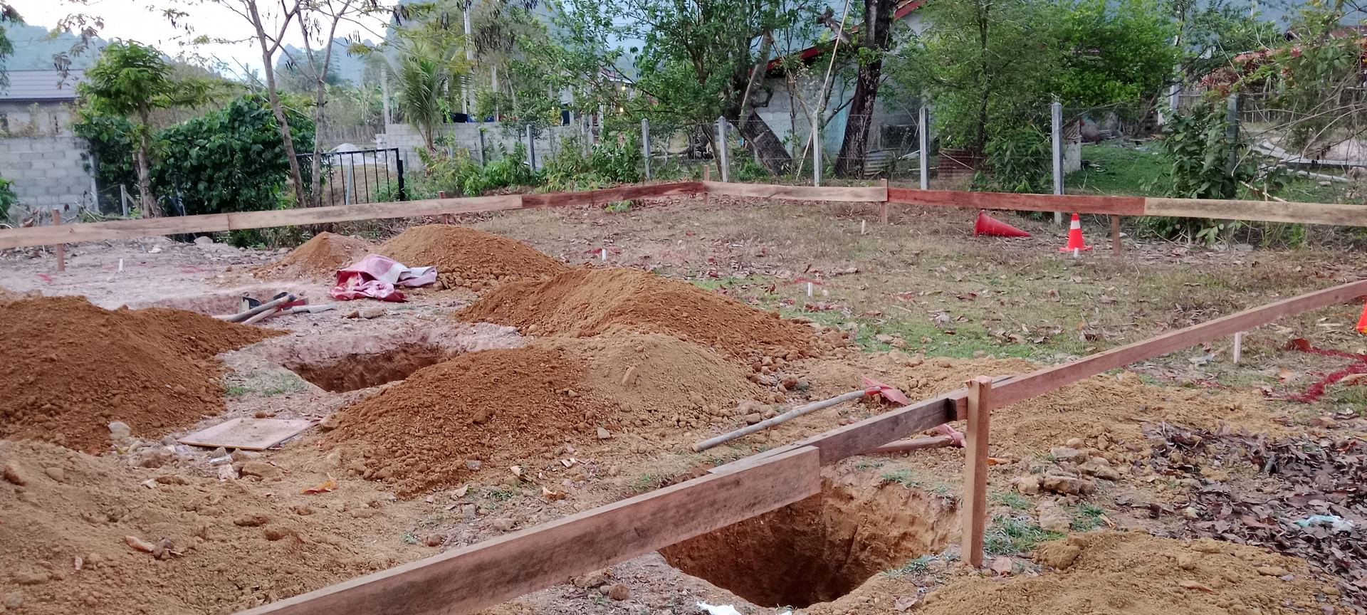 Vang Vieng Nathong — concrete cure phase